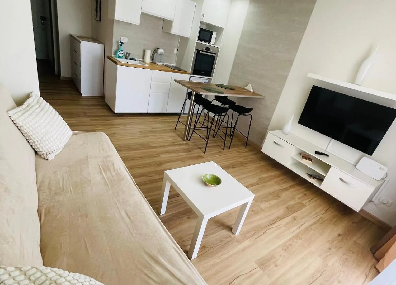 La Perla Holiday Apartment Golf Del Sur San Miguel de Abona
